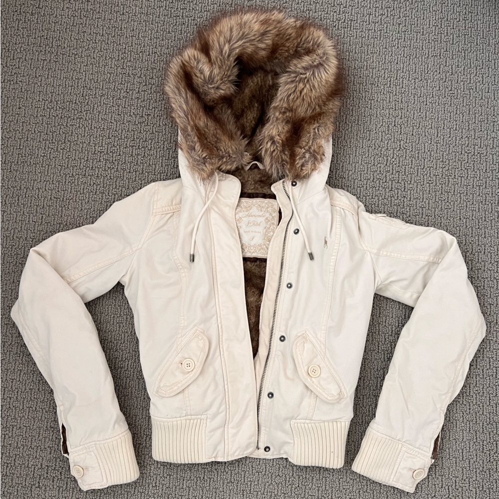Abercrombie and Fitch Bomber jacket 🧥